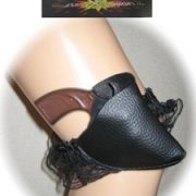 Kousenband met Pistool